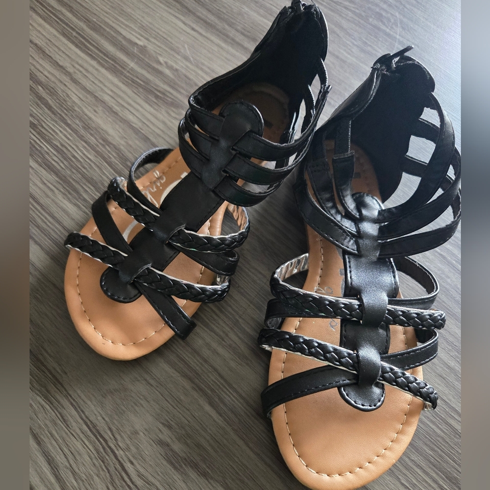 NWOT Bebe girls braided gladiator sandals sz 13